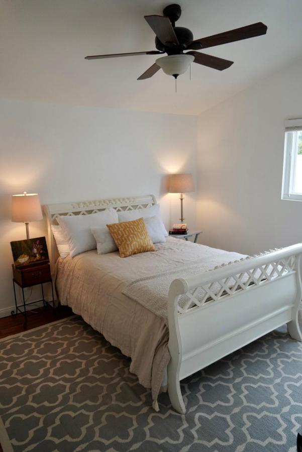 Cozy Family Hideaway, Sleeps 8, 4 Tv'S Yard, Shops Villa ซิมิวัลเลย์ ภายนอก รูปภาพ