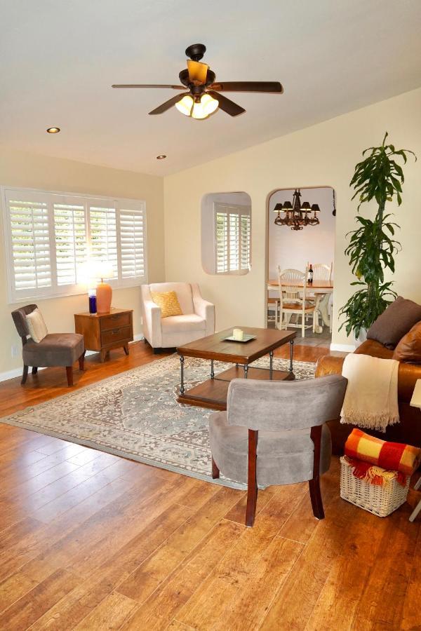 Cozy Family Hideaway, Sleeps 8, 4 Tv'S Yard, Shops Villa ซิมิวัลเลย์ ภายนอก รูปภาพ