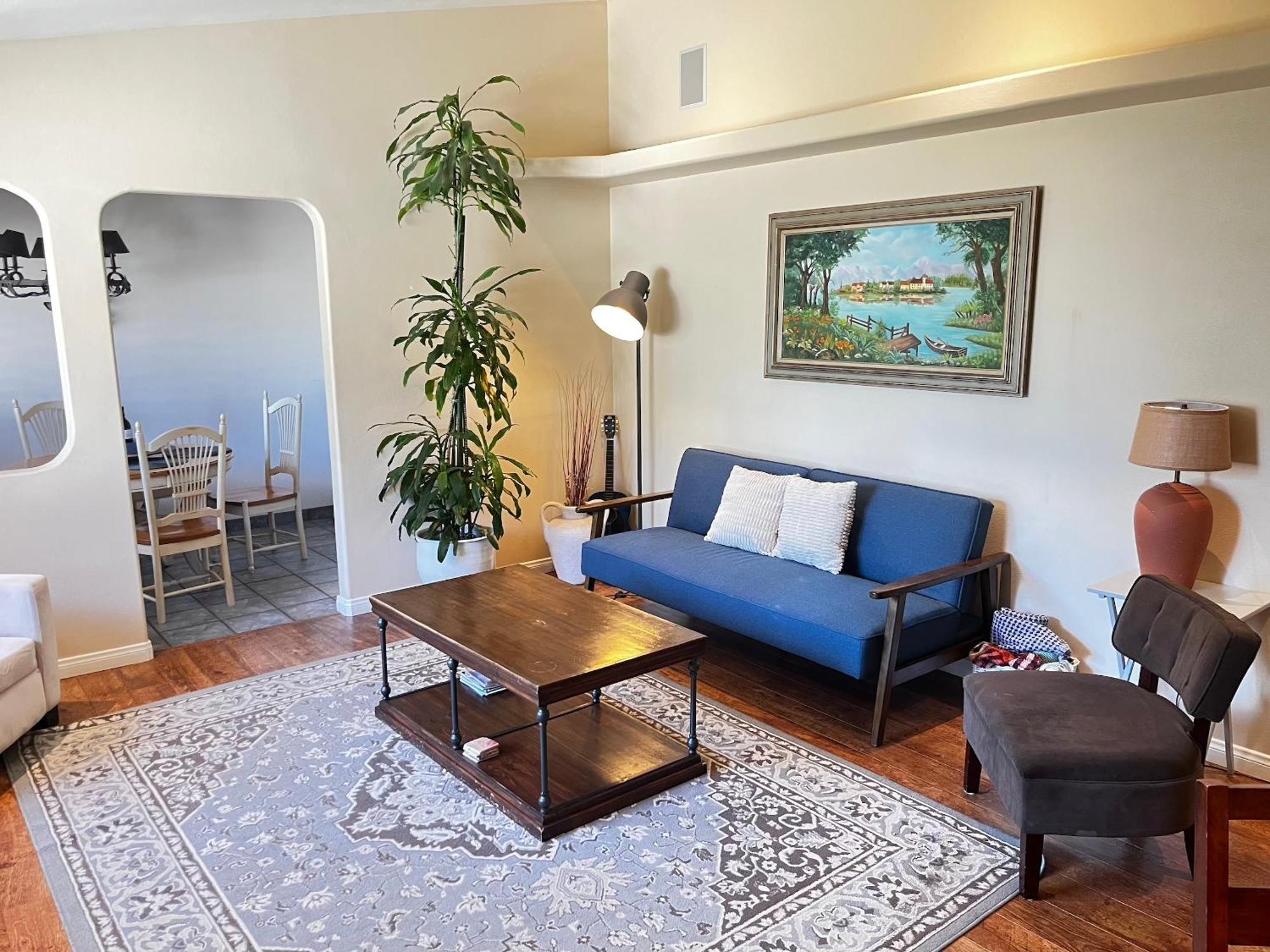 Cozy Family Hideaway, Sleeps 8, 4 Tv'S Yard, Shops Villa ซิมิวัลเลย์ ภายนอก รูปภาพ